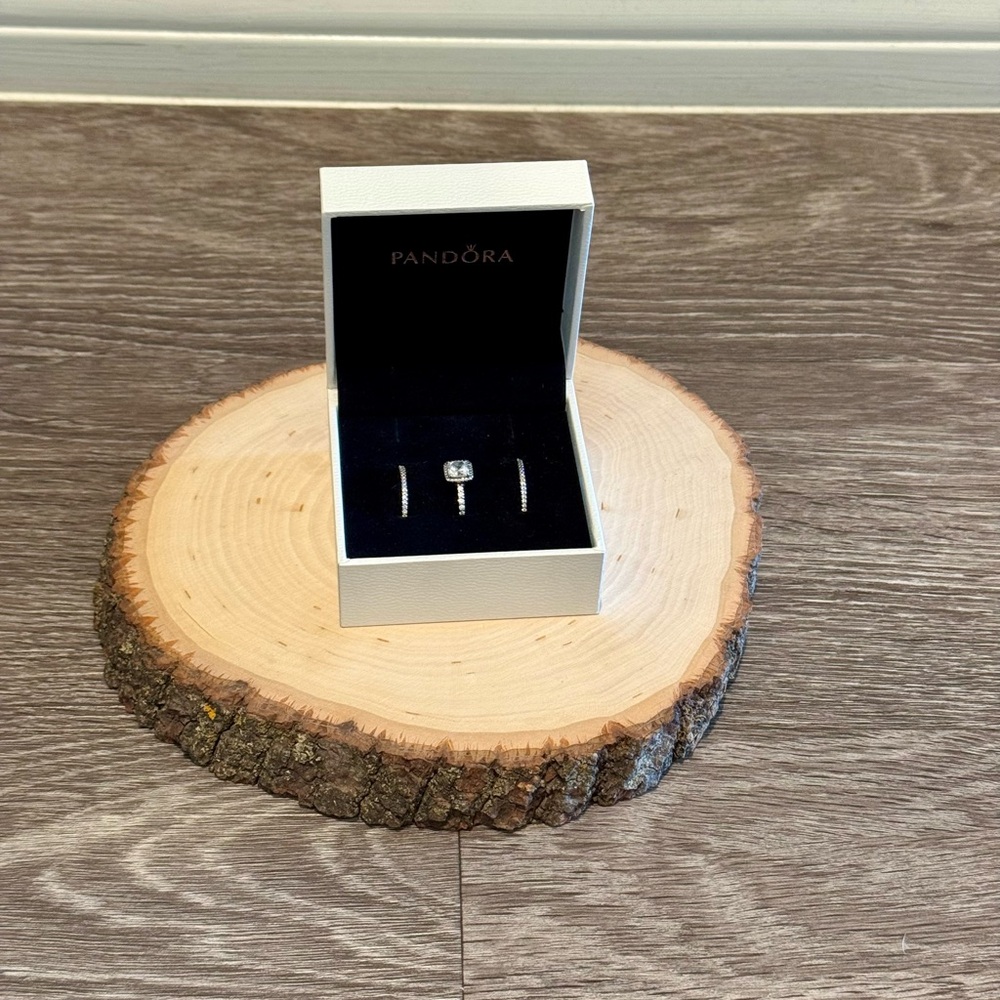 Pandora Square Sparkle Halo Ring ALE 925 Size 50 (Size 5) w/2 eternity bands